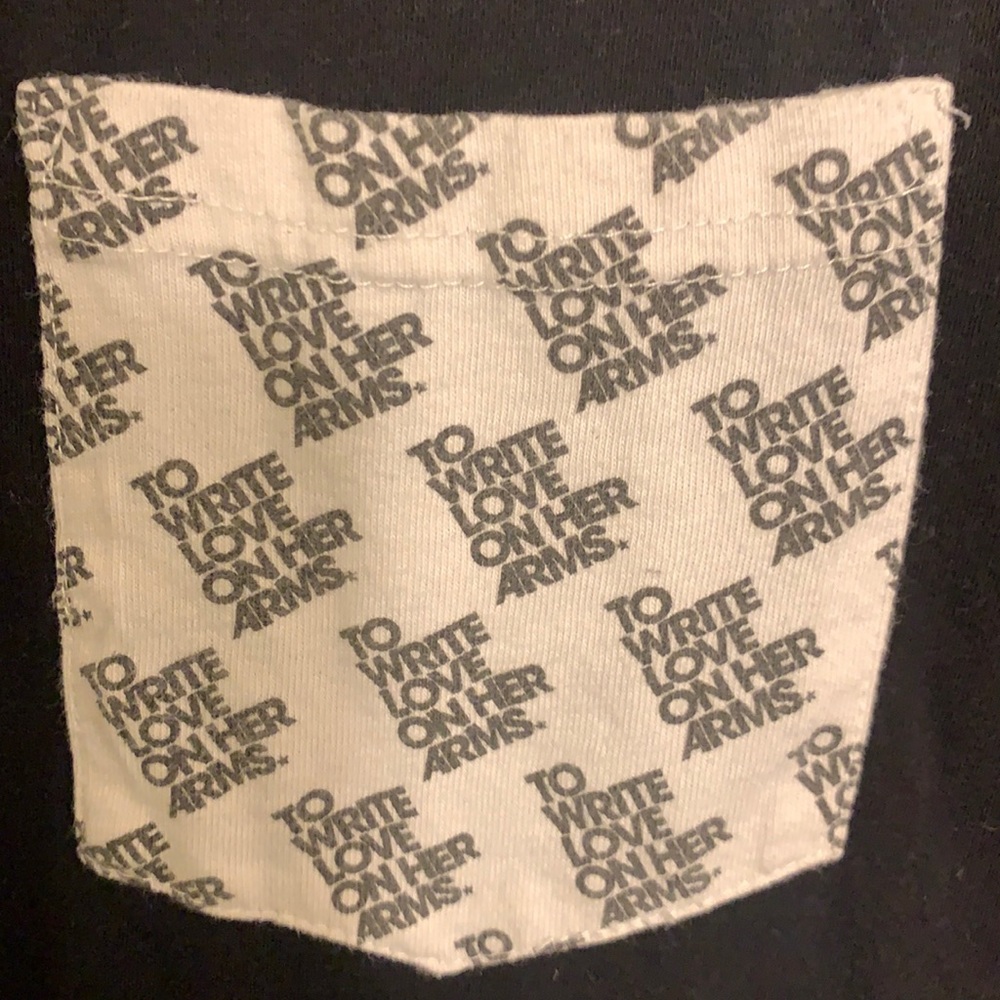 Used but hardly worn unisex pocket t shirt